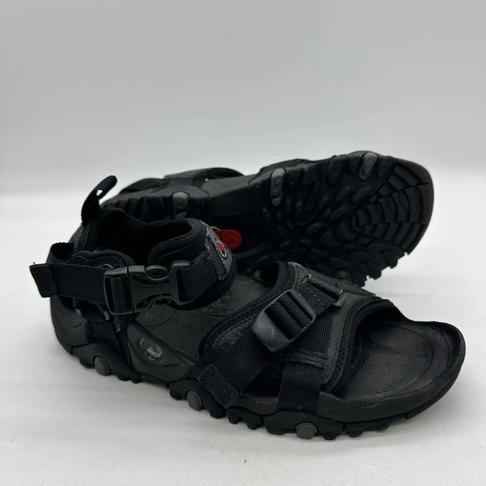 Timberland 30135 Mens Size 8M Black Mountain Granite Trail T-Back Hiking Sandals